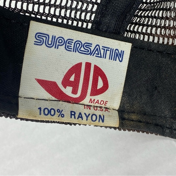 Vintage Lund Boats Hat Cap SnapBack Motor Boating Fishing Adjustable Super Satin - Picture 11 of 11